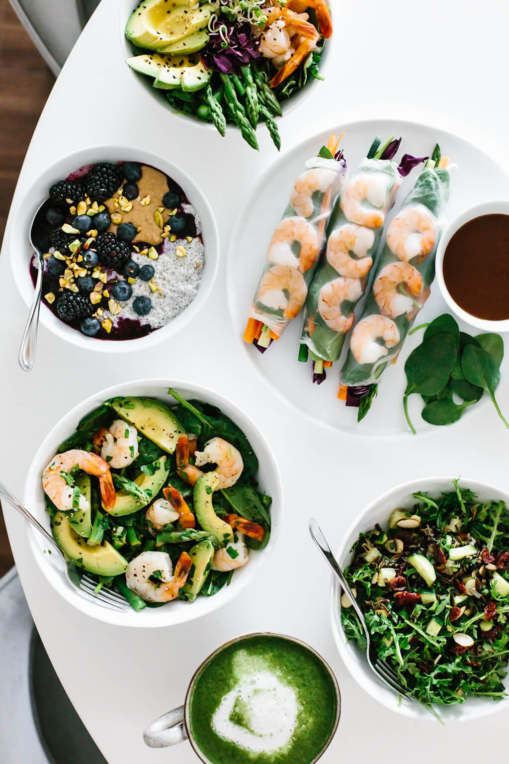 Take advantage of fresh, seasonal produce in this healthy meal prep for spring guide. With 11 ingredients meal prepped you can make a variety of healthy recipes.